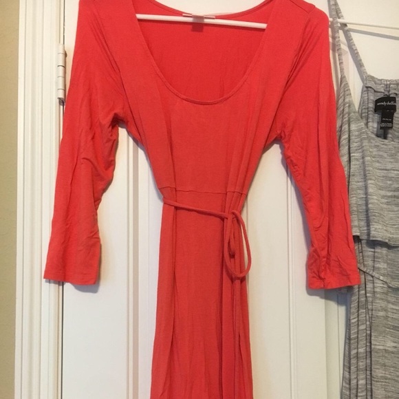 ❌❌SOLD ELSEWHERE - Maternity Dresses❌❌ - Picture 2 of 4